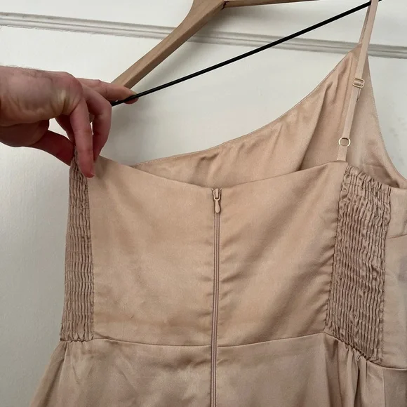 Bridesmaid Dress, Shannon One Shoulder Dress in Champagne Luxe Satin - Picture 9 of 11